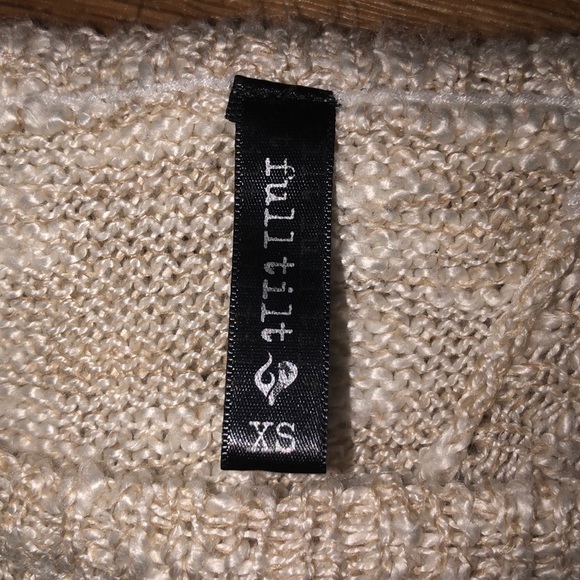 Sweater - Picture 3 of 4